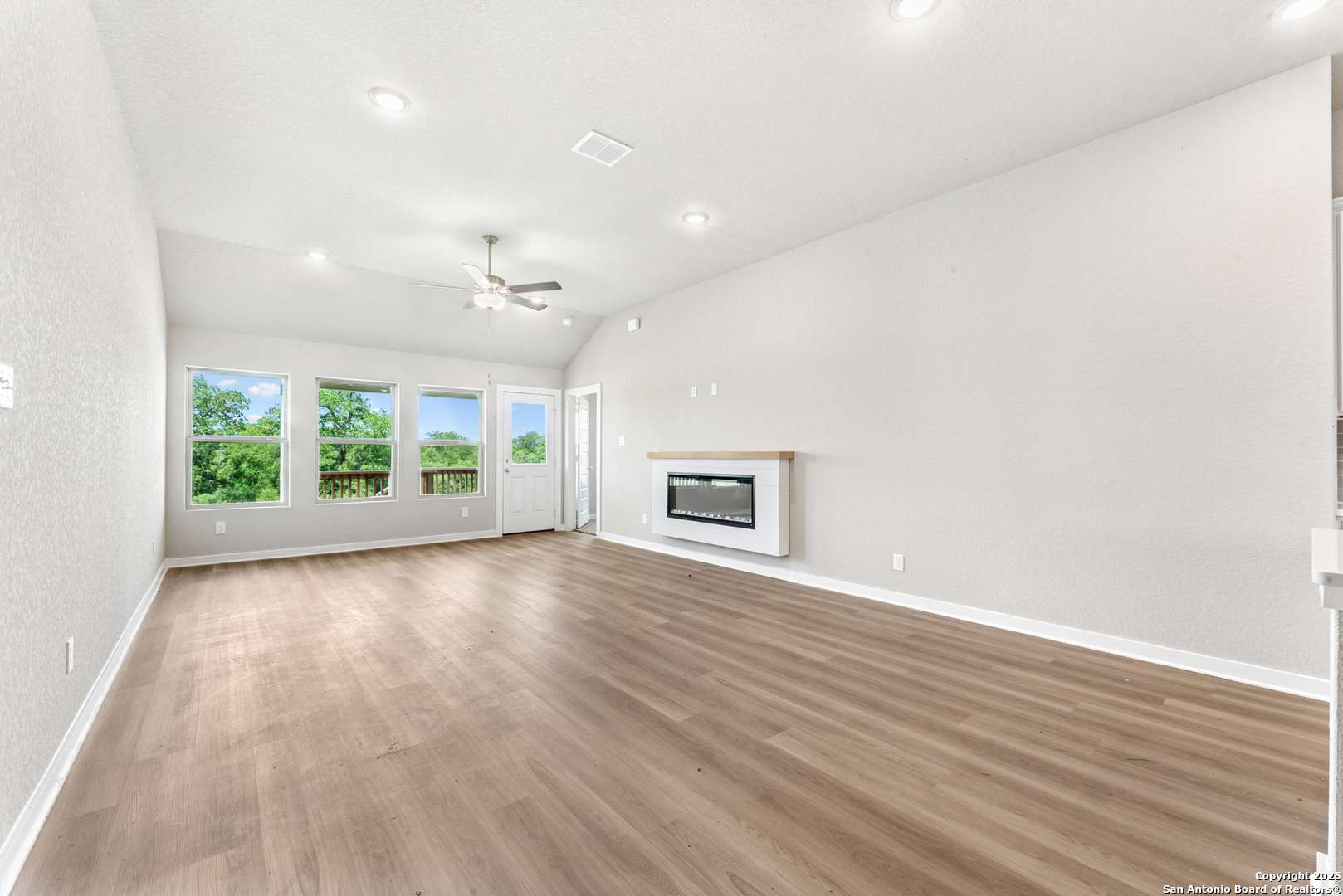 San Antonio, TX 78252,8671 Rucker Pond Trail