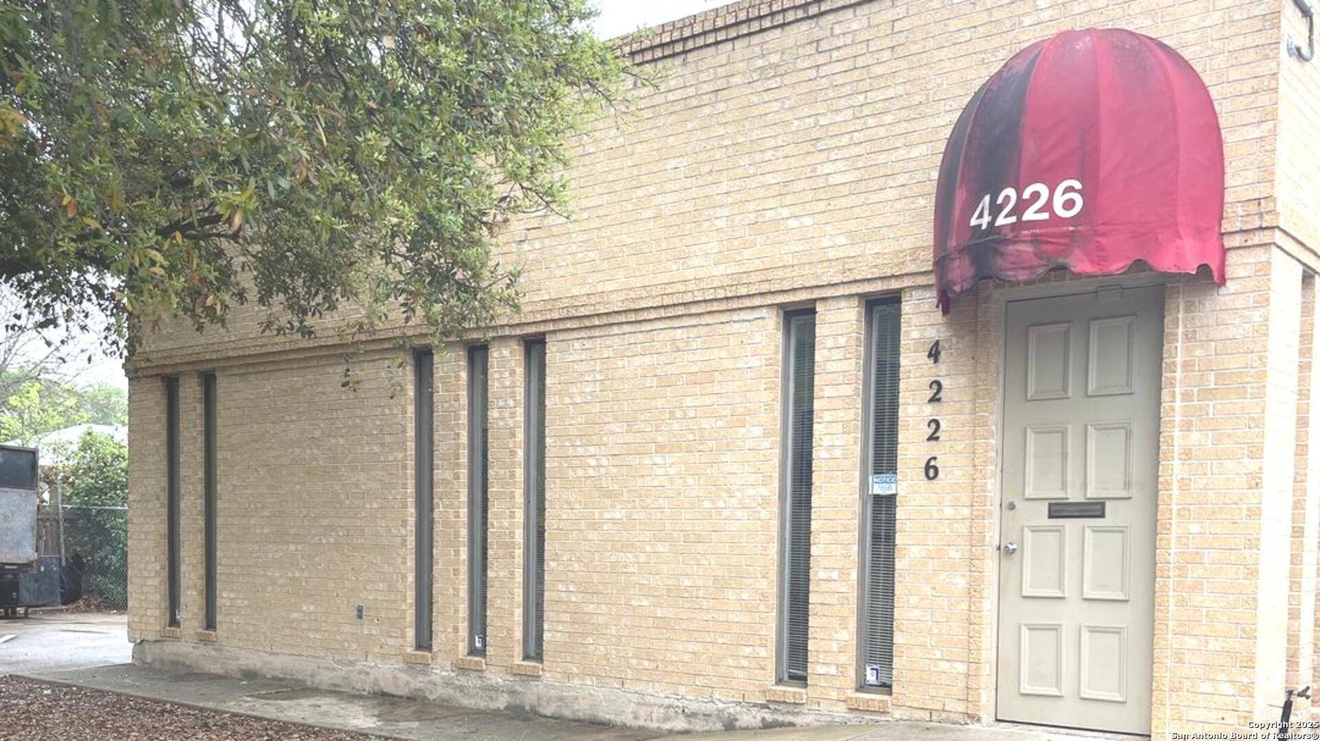 San Antonio, TX 78217,4300 SUNSHADOW ST