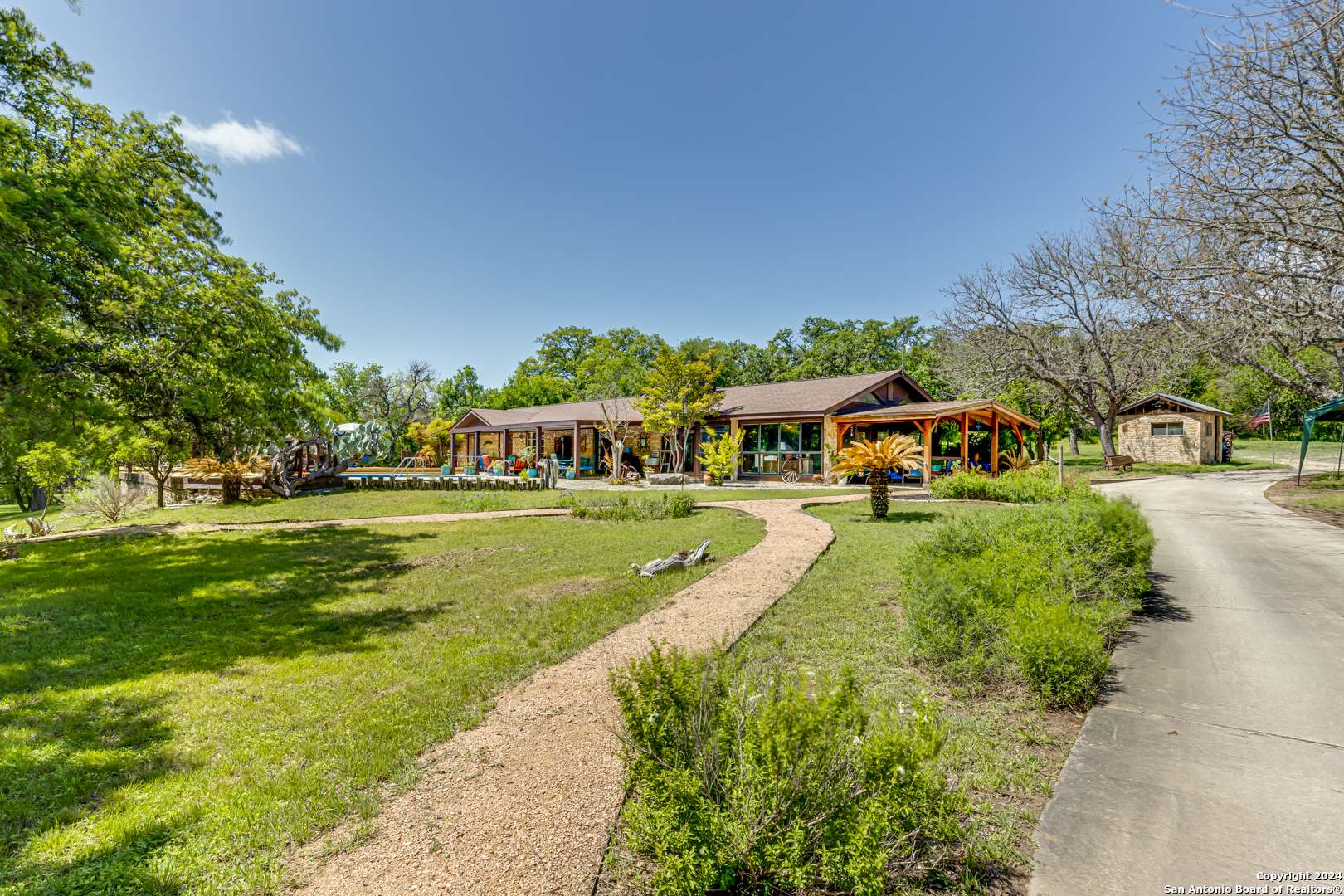 San Antonio, TX 78266-2119,8651 Bindseil Ln