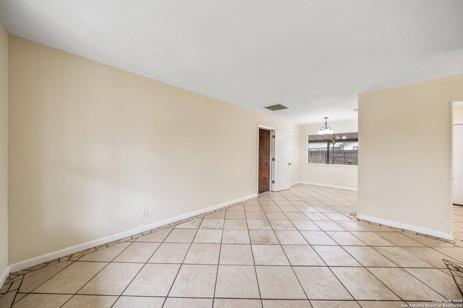 San Antonio, TX 78238,7507 Linfield