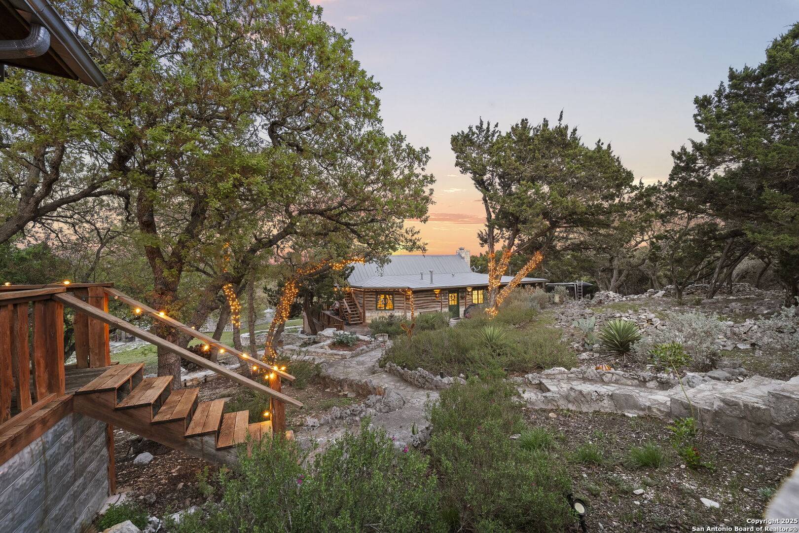 Comfort, TX 78013,110 Apacheria Pass