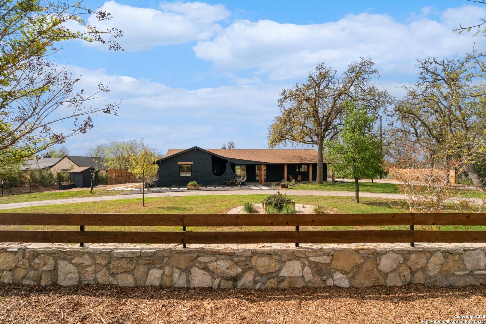 Boerne, TX 78006-5873,1016 SPARKMAN DR