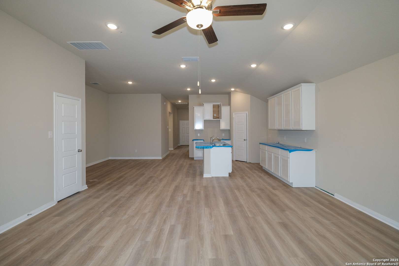 San Antonio, TX 78245,15451 Salmon Spring