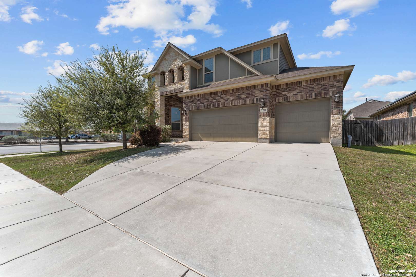 Schertz, TX 78108,2901 Sunridge