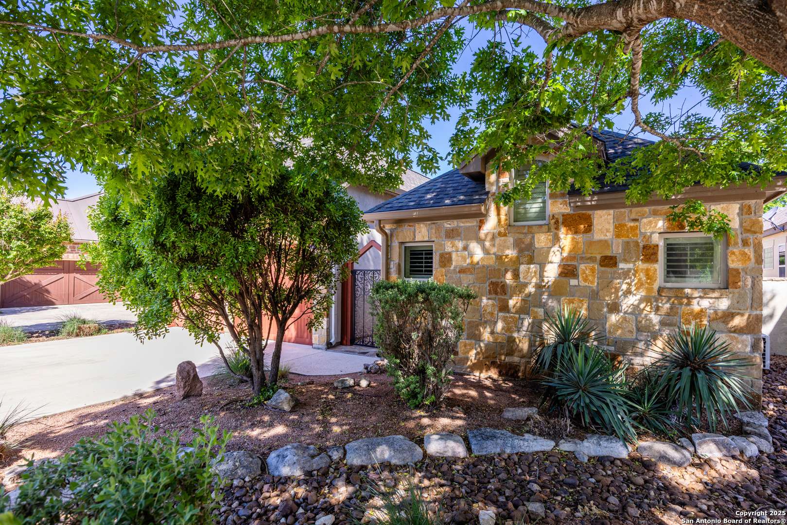 Kerrville, TX 78028,2885 Rock Barn Drive E
