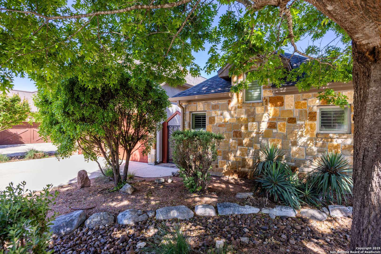 Kerrville, TX 78028,2885 Rock Barn Drive E