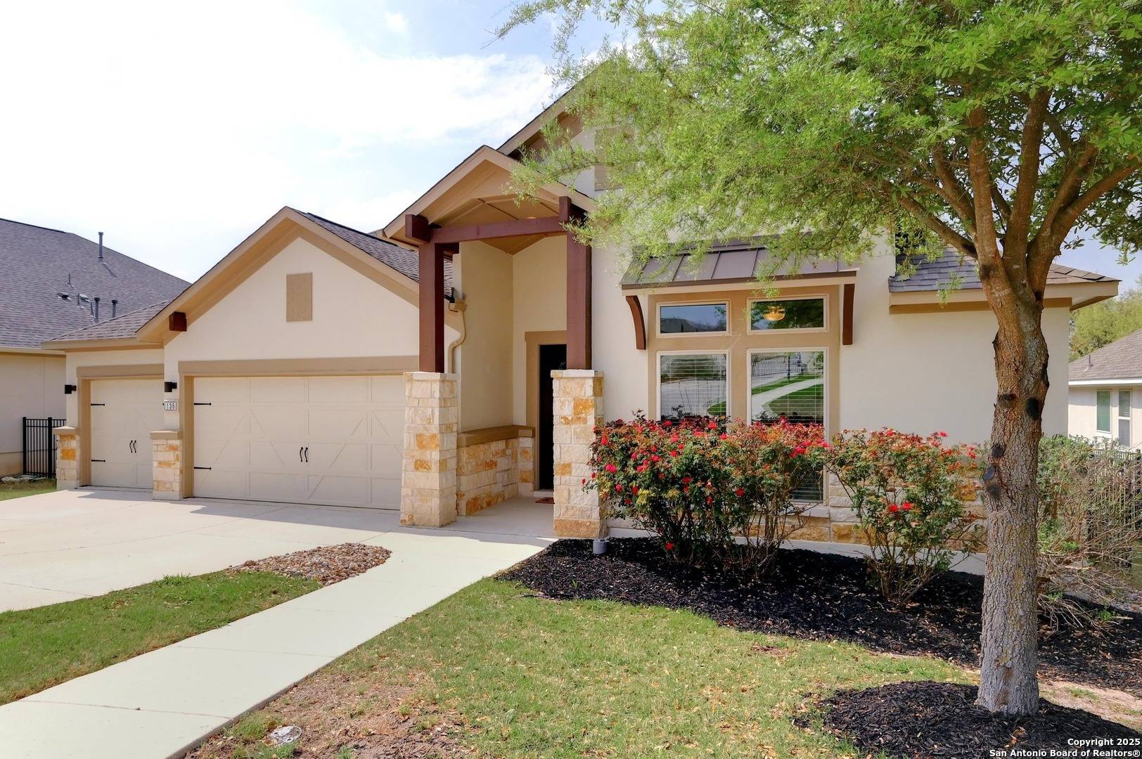 Boerne, TX 78006,135 Escalera