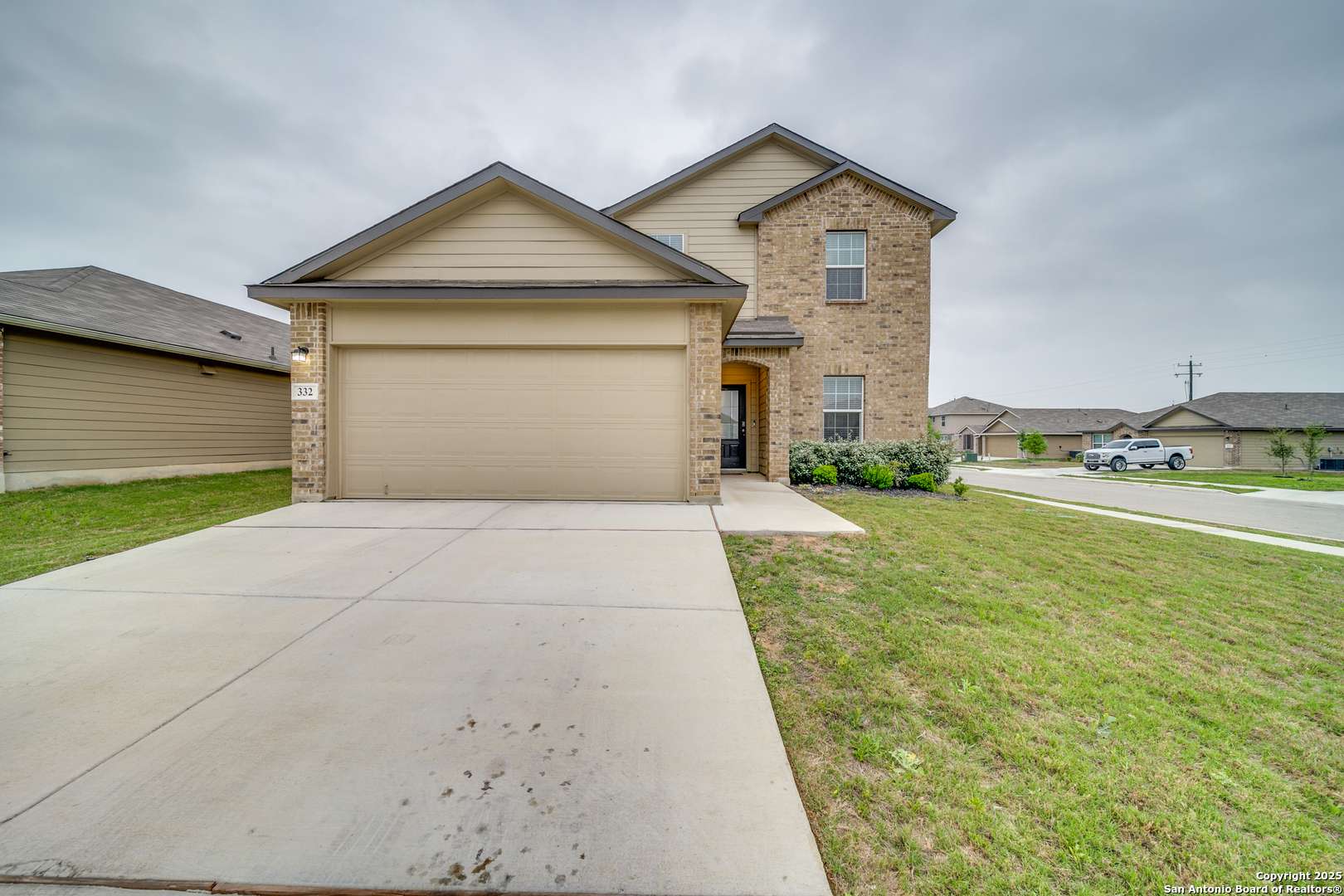 Cibolo, TX 78108,332 SULPHUR SPRINGS