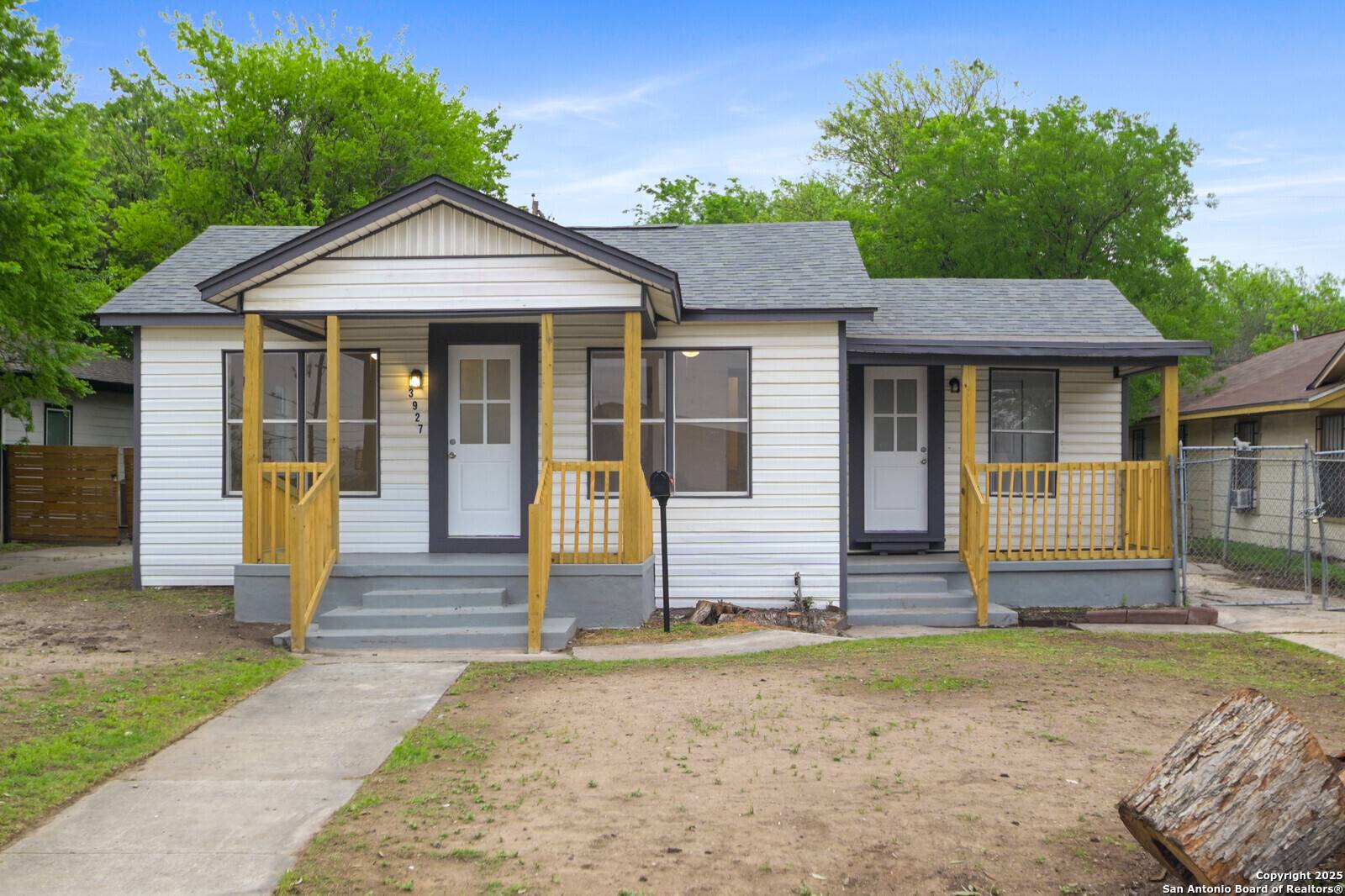 San Antonio, TX 78207,3927 Houston