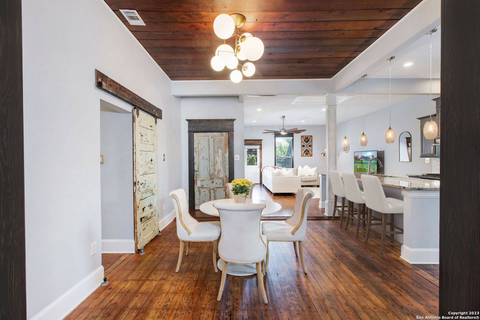 San Antonio, TX 78210-1639,122 VITRA PL