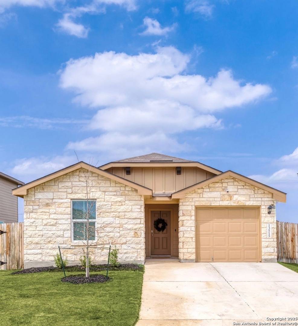 San Antonio, TX 78252,13515 Whisper Ranch