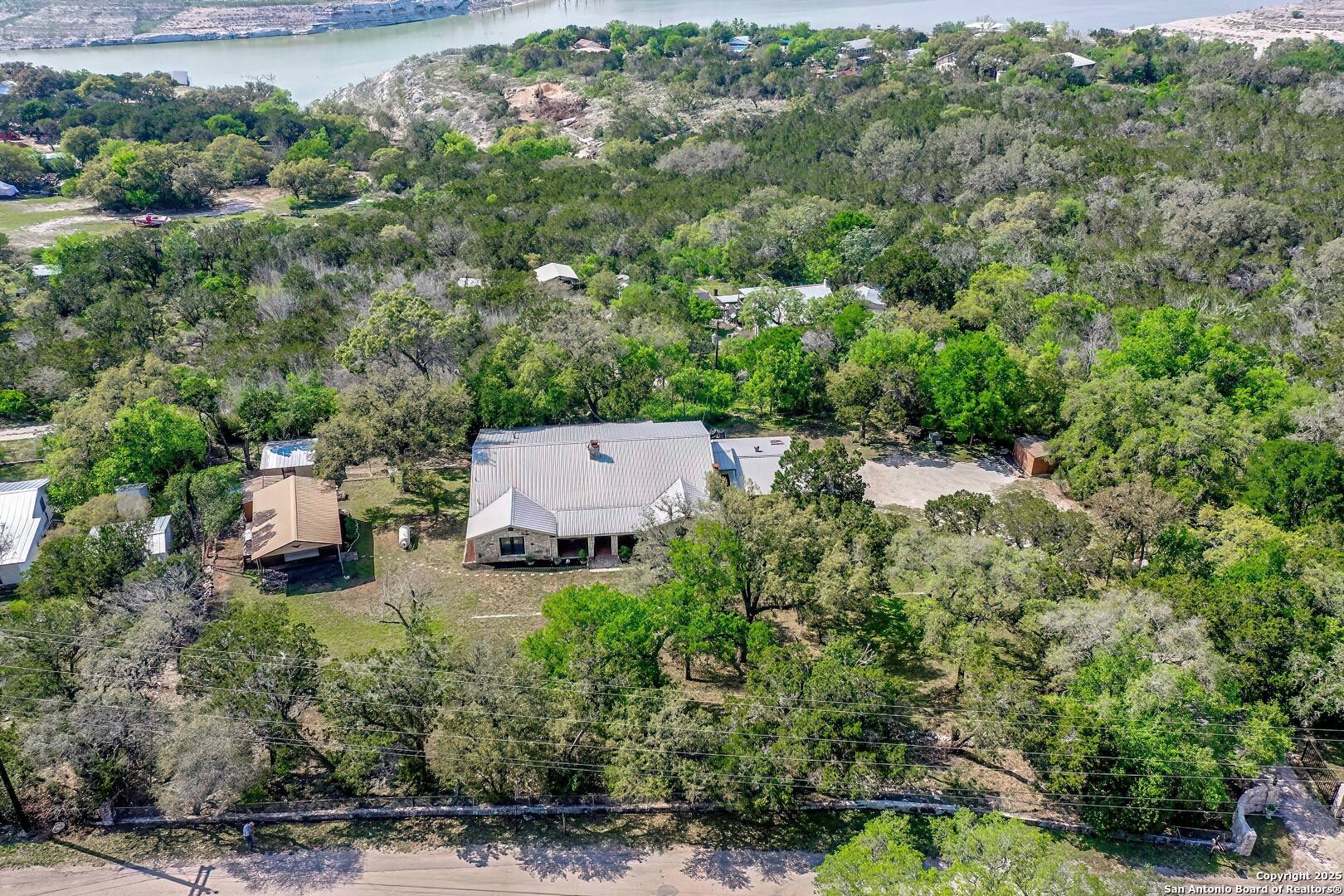 Mico, TX 78056,6986 County Road 271