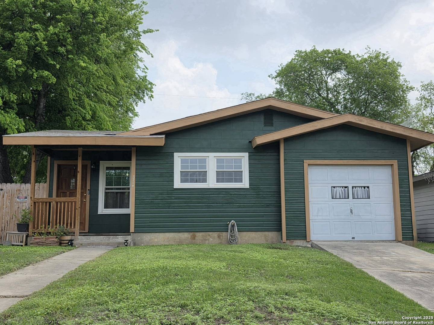 San Antonio, TX 78223,3714 Olive St