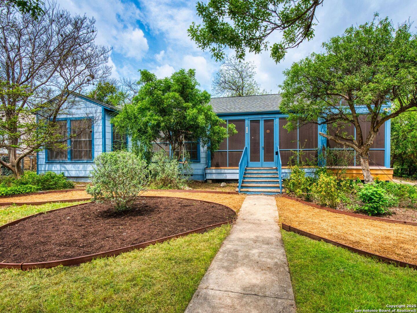 San Antonio, TX 78209,329 Irvington