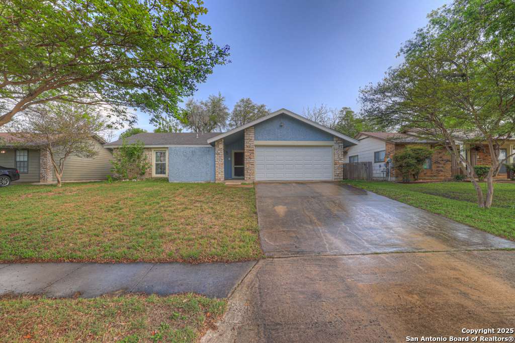 San Antonio, TX 78233,11314 El Sendero