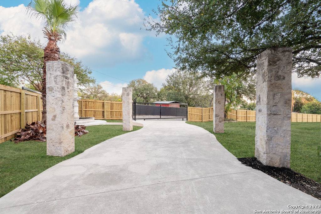 San Antonio, TX 78228,4935 Driskill St
