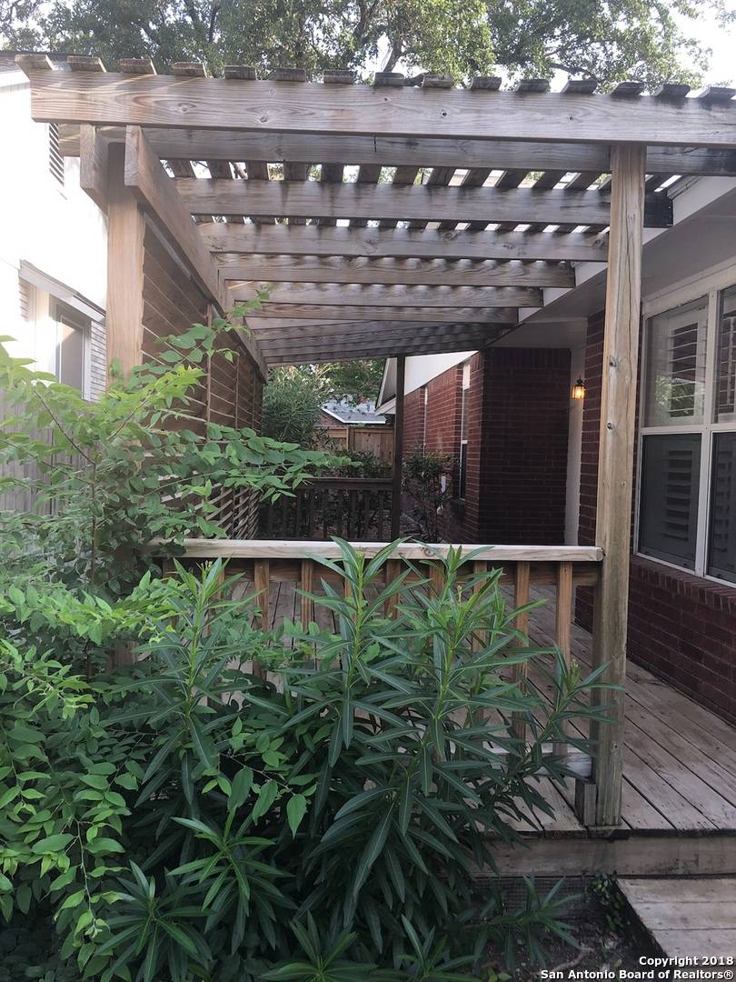 San Antonio, TX 78249,5751 Cedar Cove