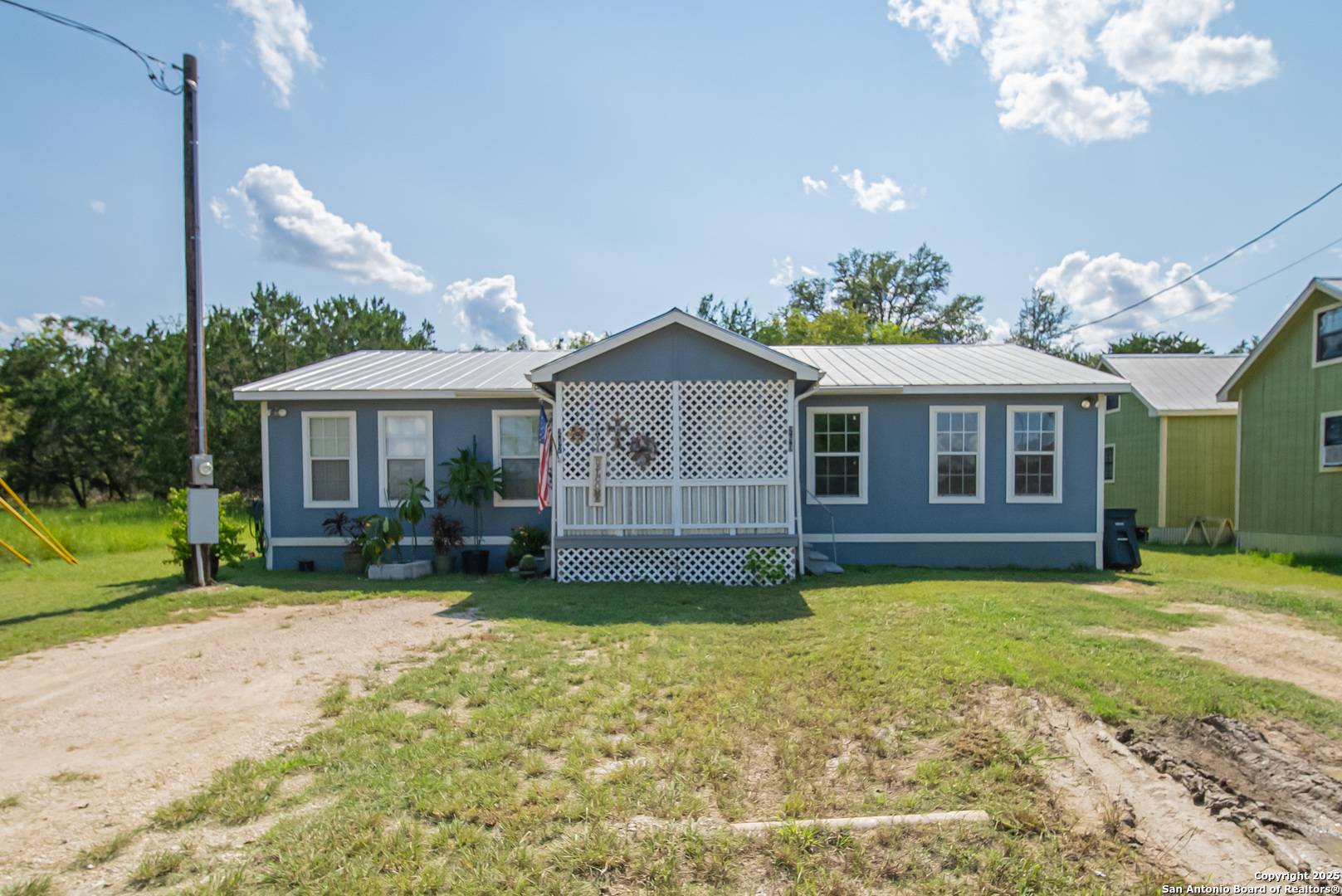 Bandera, TX 78003,289 Chaparral