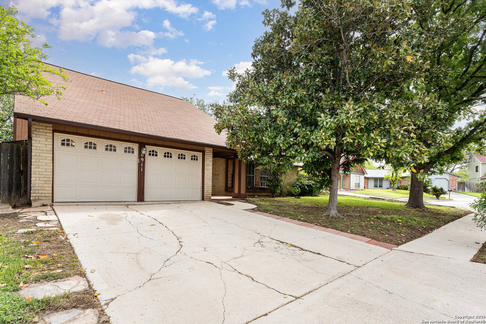 Leon Valley, TX 78238,6911 Timberhill
