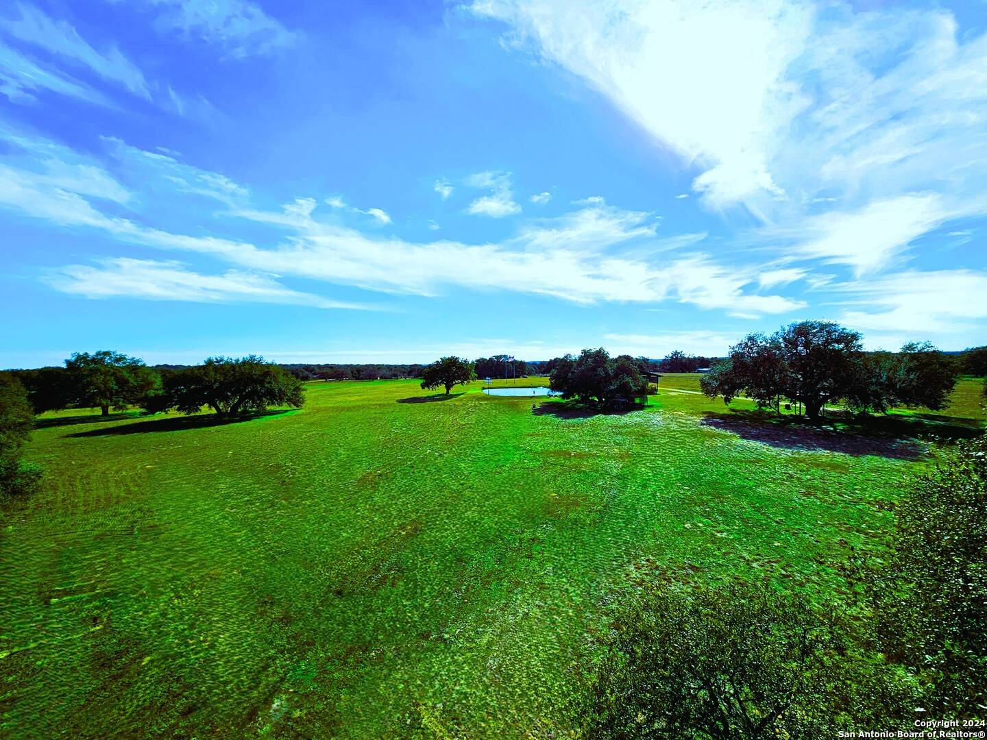 Devine, TX 78016-4161,804 COUNTY ROAD 6612