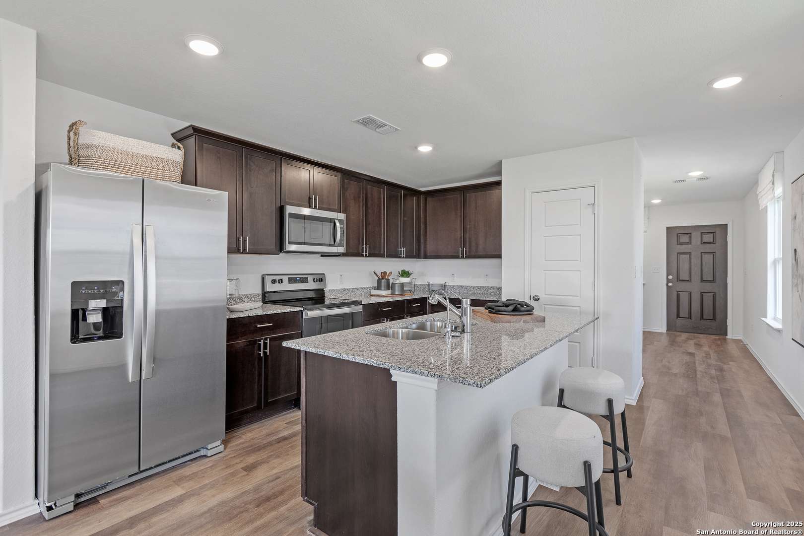New Braunfels, TX 78130,1552 Golden Wheat