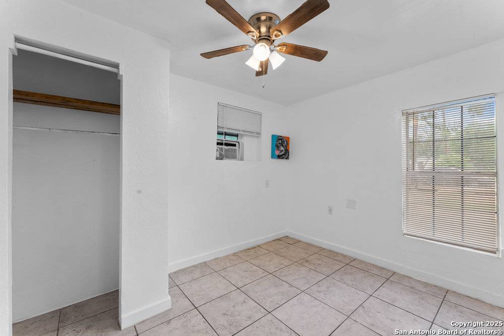 Poteet, TX 78065,373 Avenue I