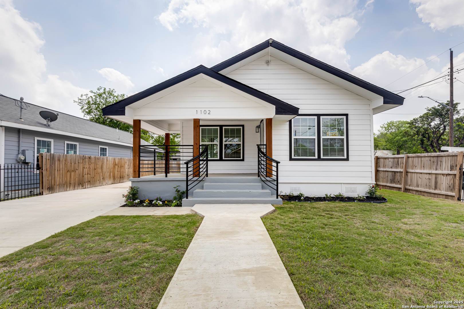 San Antonio, TX 78202,1102 Gibbs