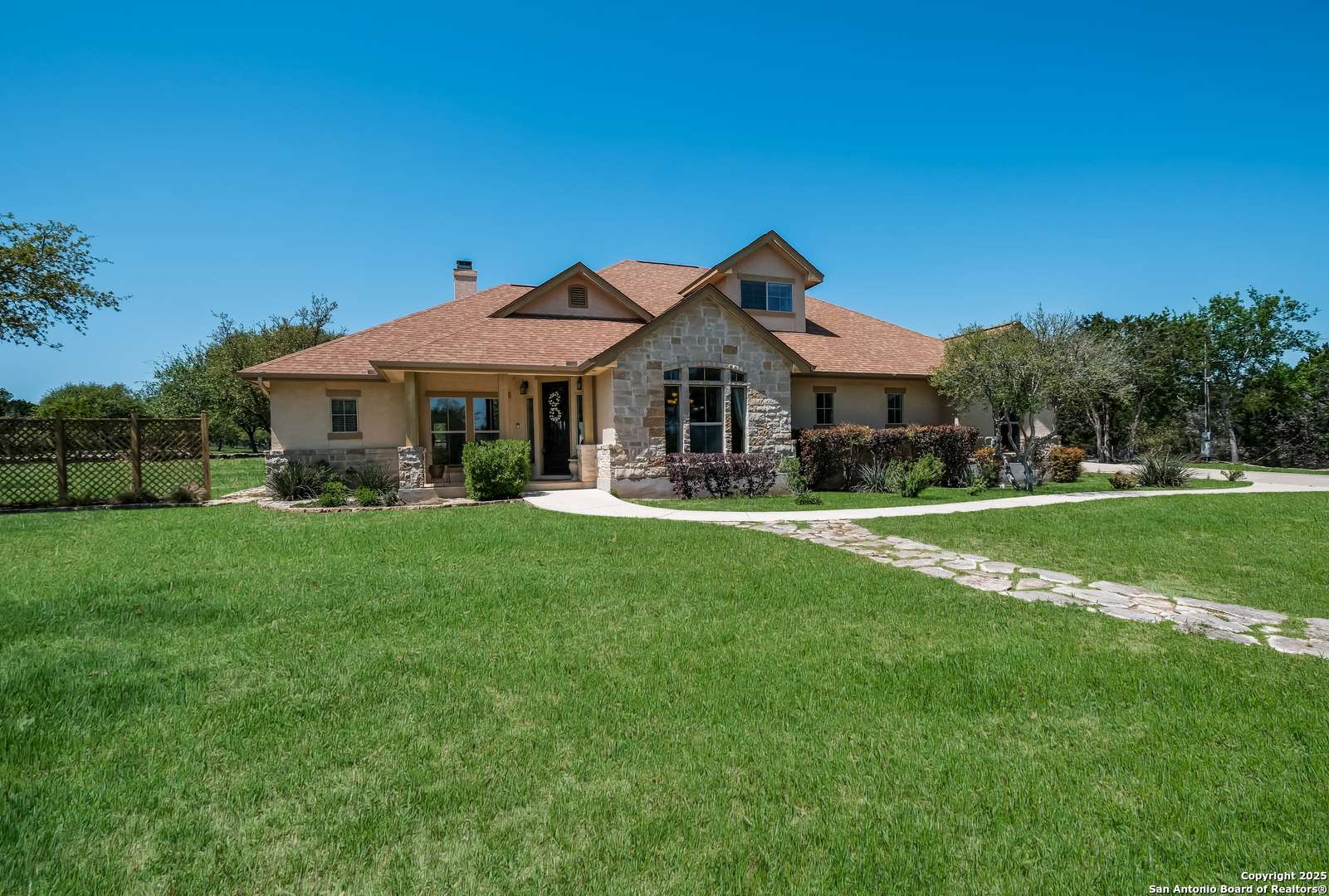 Boerne, TX 78006,216 Red Oak