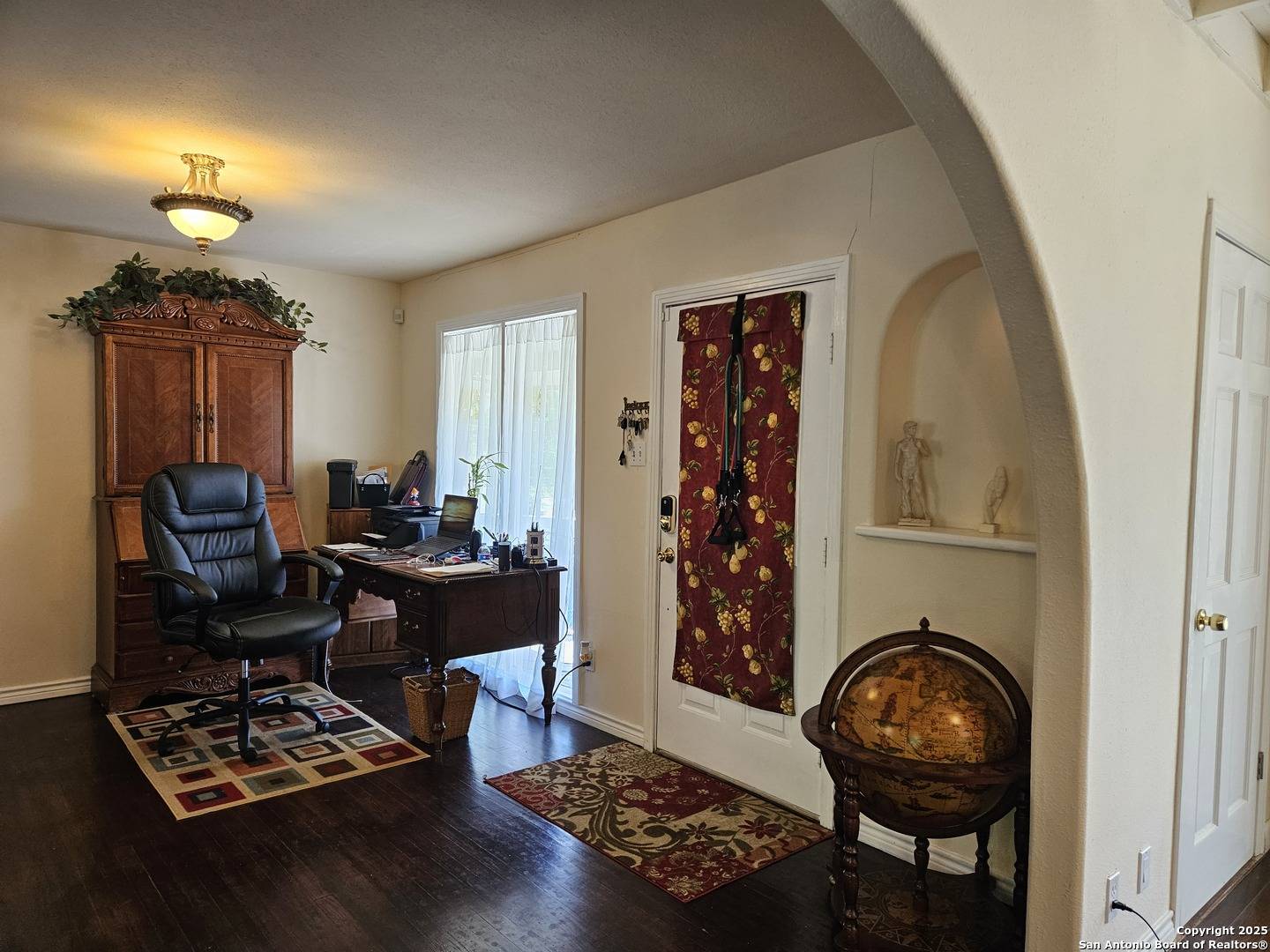 San Antonio, TX 78209,219 Colton
