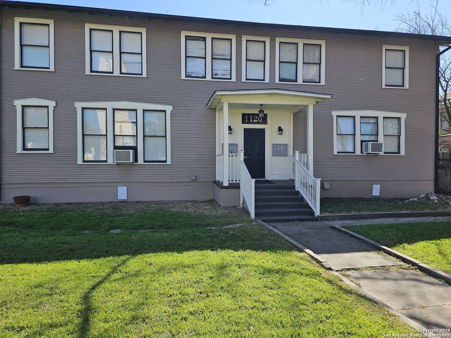 San Antonio, TX 78201-5733,1120 Woodlawn Ave UNIT 3