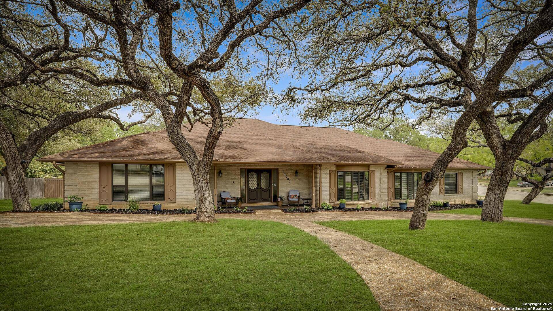 San Antonio, TX 78230,13002 Hunters Breeze