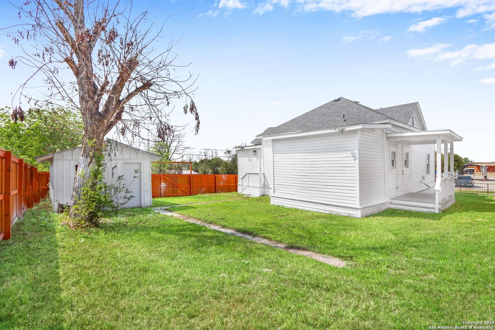 San Antonio, TX 78202,502 Sherman