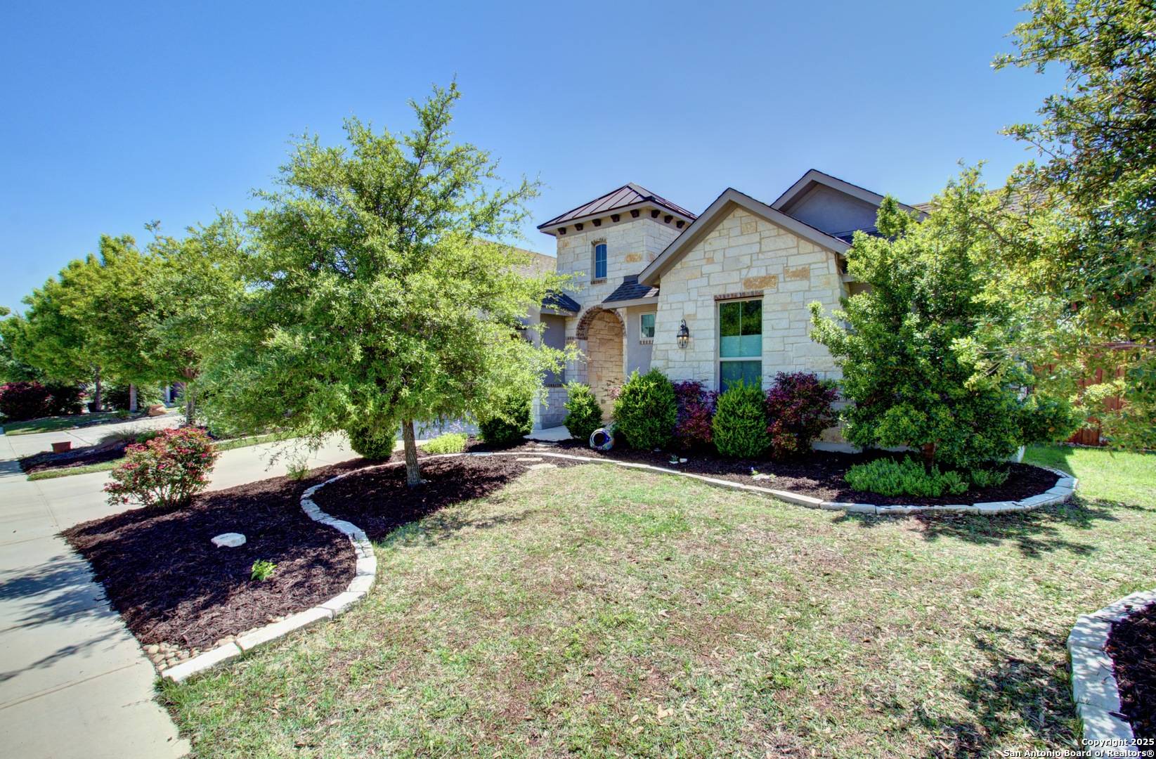 San Antonio, TX 78261,3902 Monteverde
