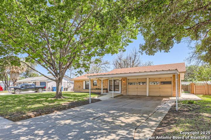 Kirby, TX 78219,5418 Eclipse St