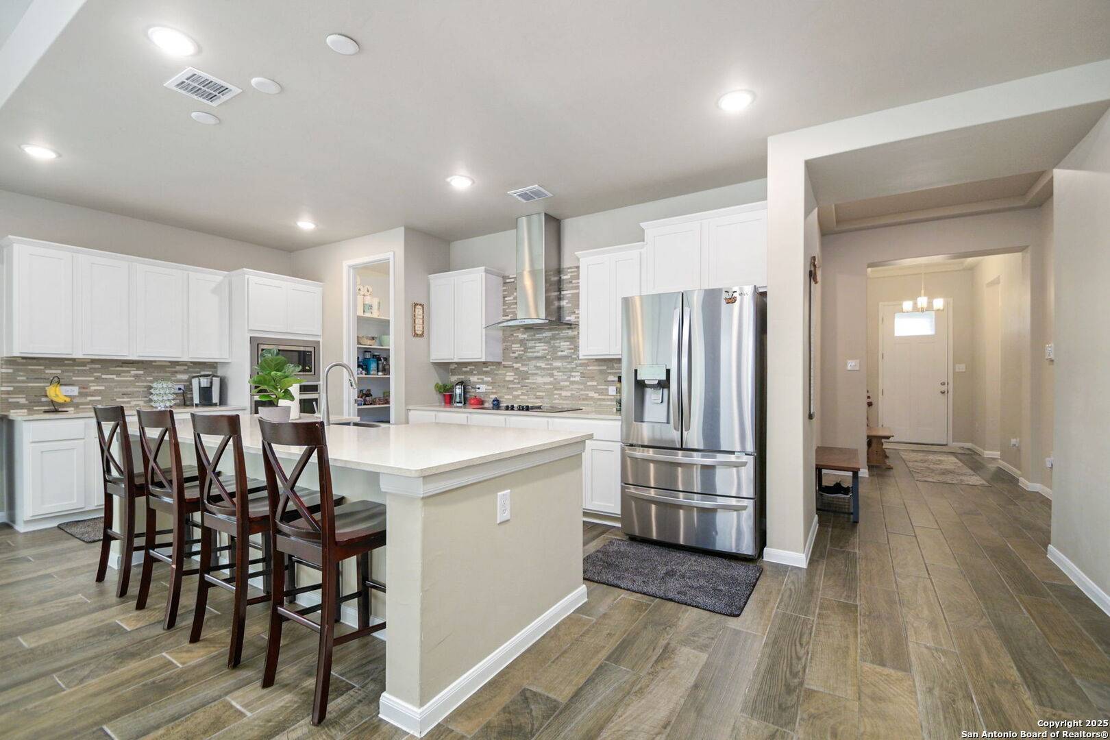 Seguin, TX 78155,625 Jean