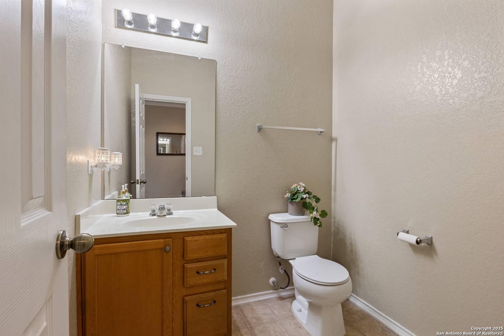 Converse, TX 78109,6523 San Miguel Way