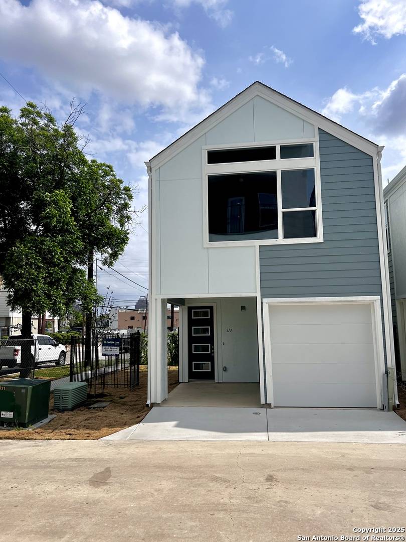 San Antonio, TX 78212,310 W Evergreen St #113
