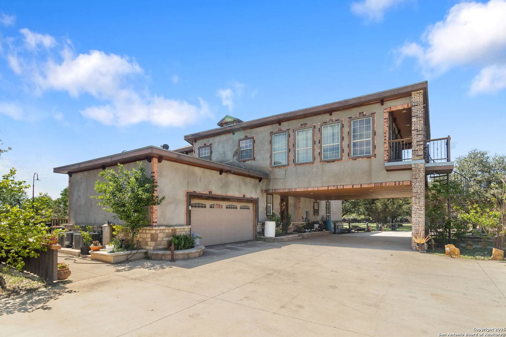 San Antonio, TX 78221,19590 LEAL RD