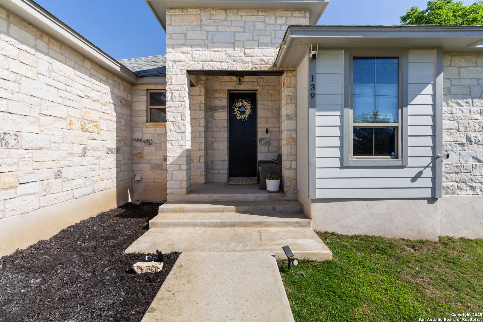 Spring Branch, TX 78070,139 Hill Dr