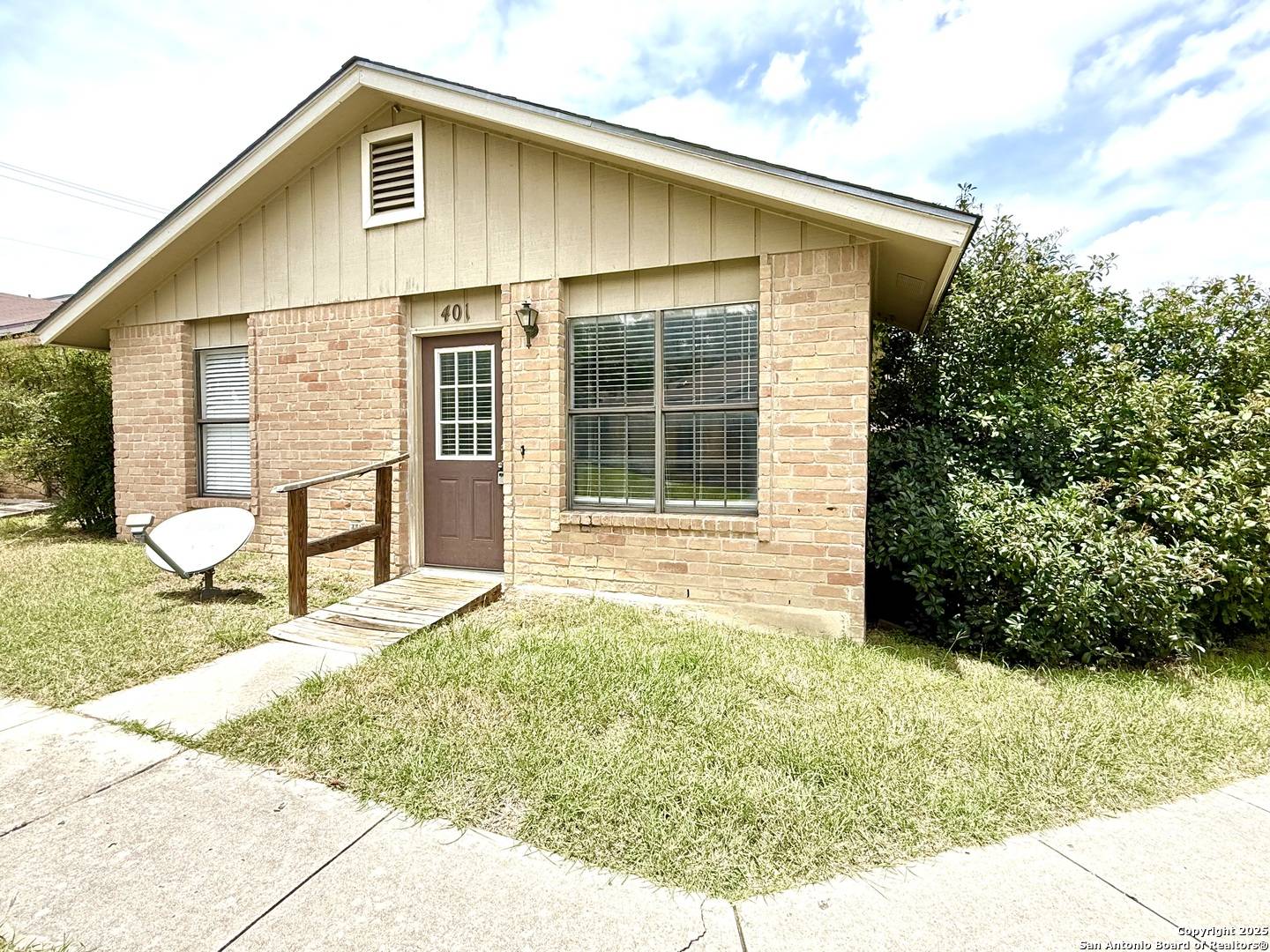 Kirby, TX 78219,4545 Hoeneke St UNIT 401