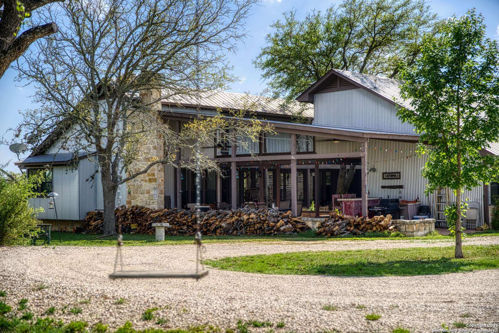 Utopia, TX 78884,2700 little creek