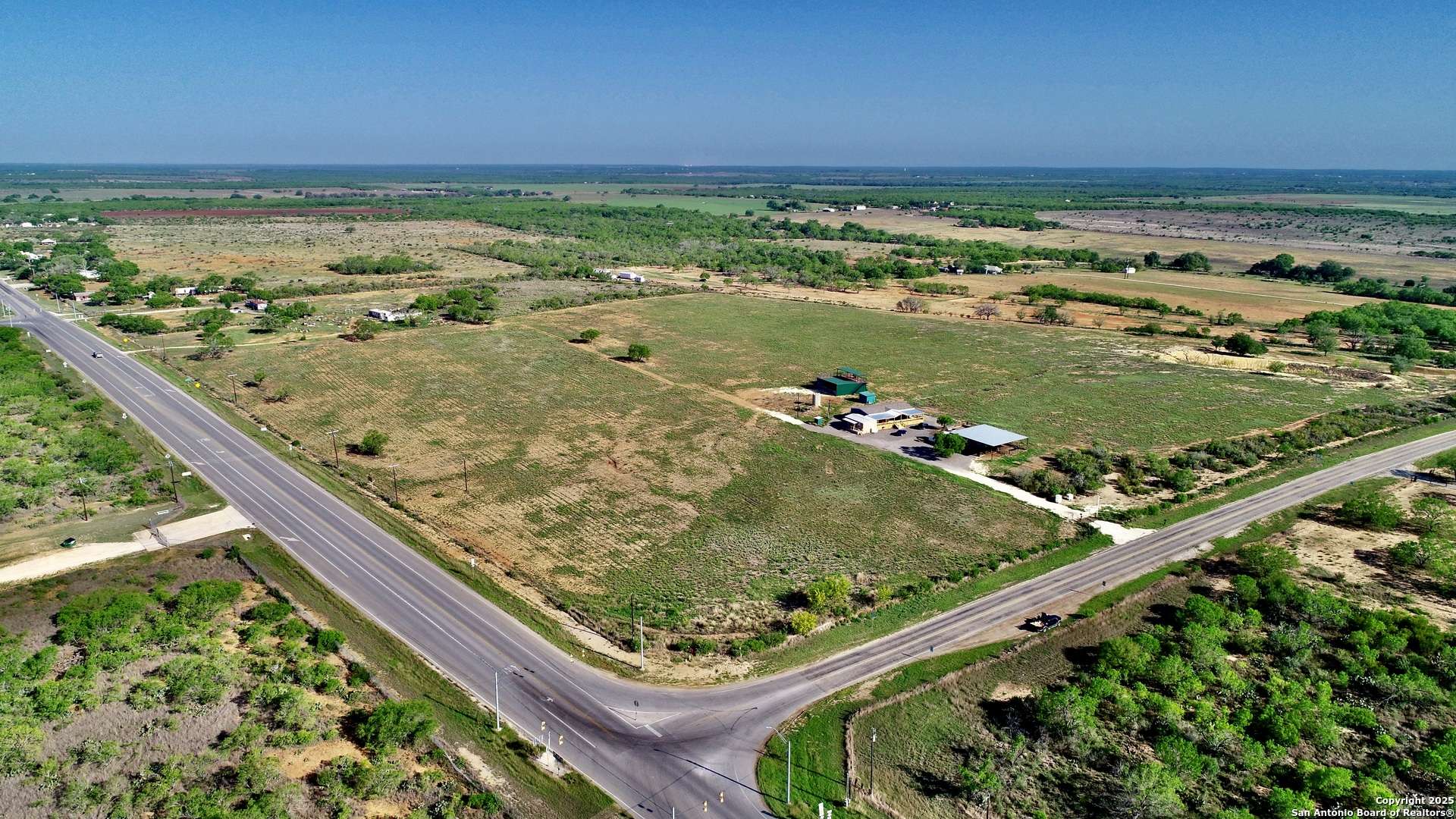 Jourdanton, TX 78026,6286 fm 2146