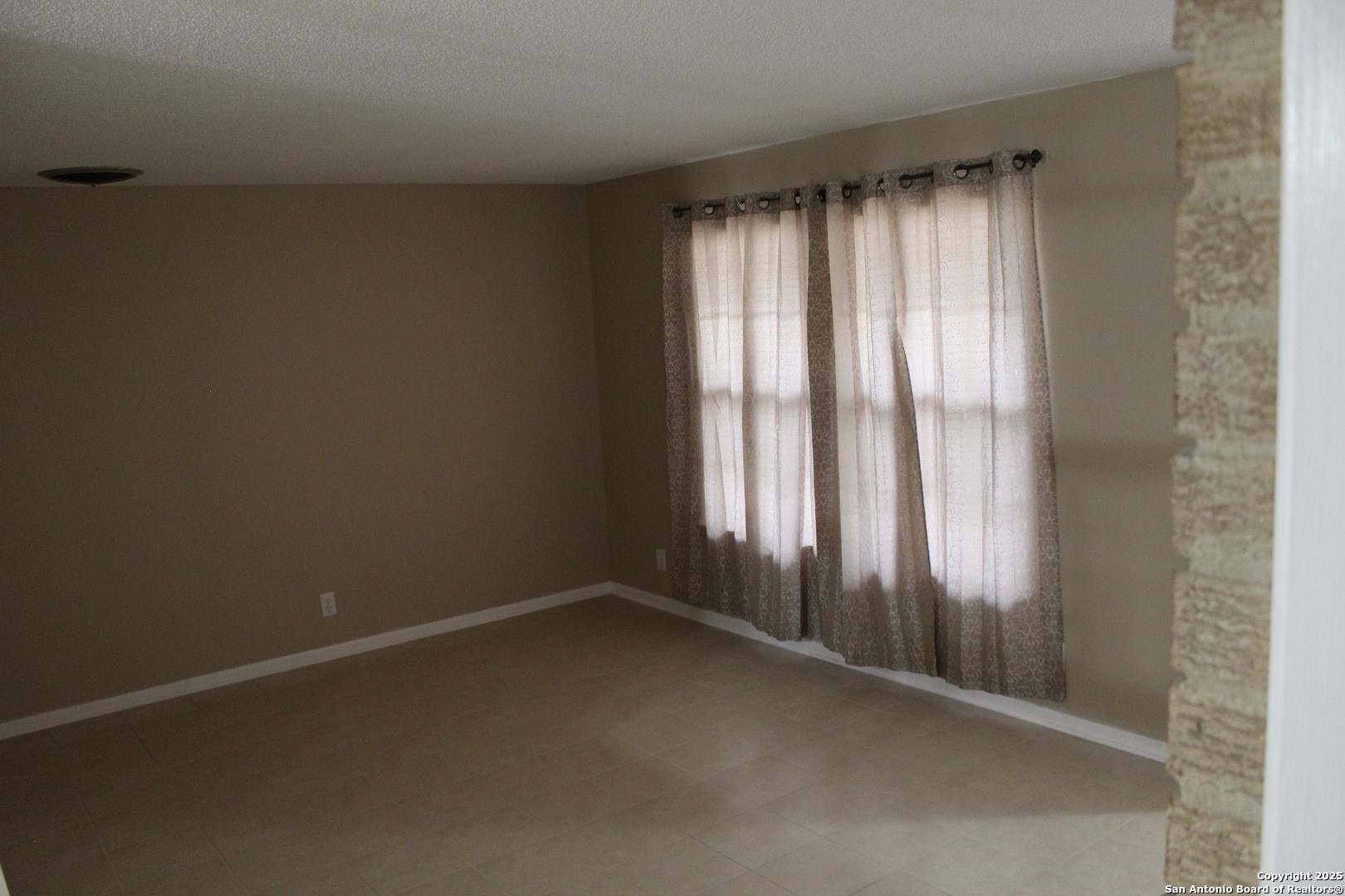San Antonio, TX 78227,7806 Quirt