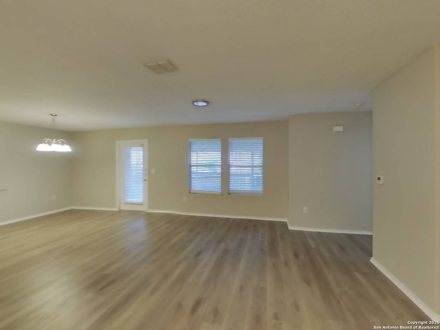 San Antonio, TX 78245,9123 Beech