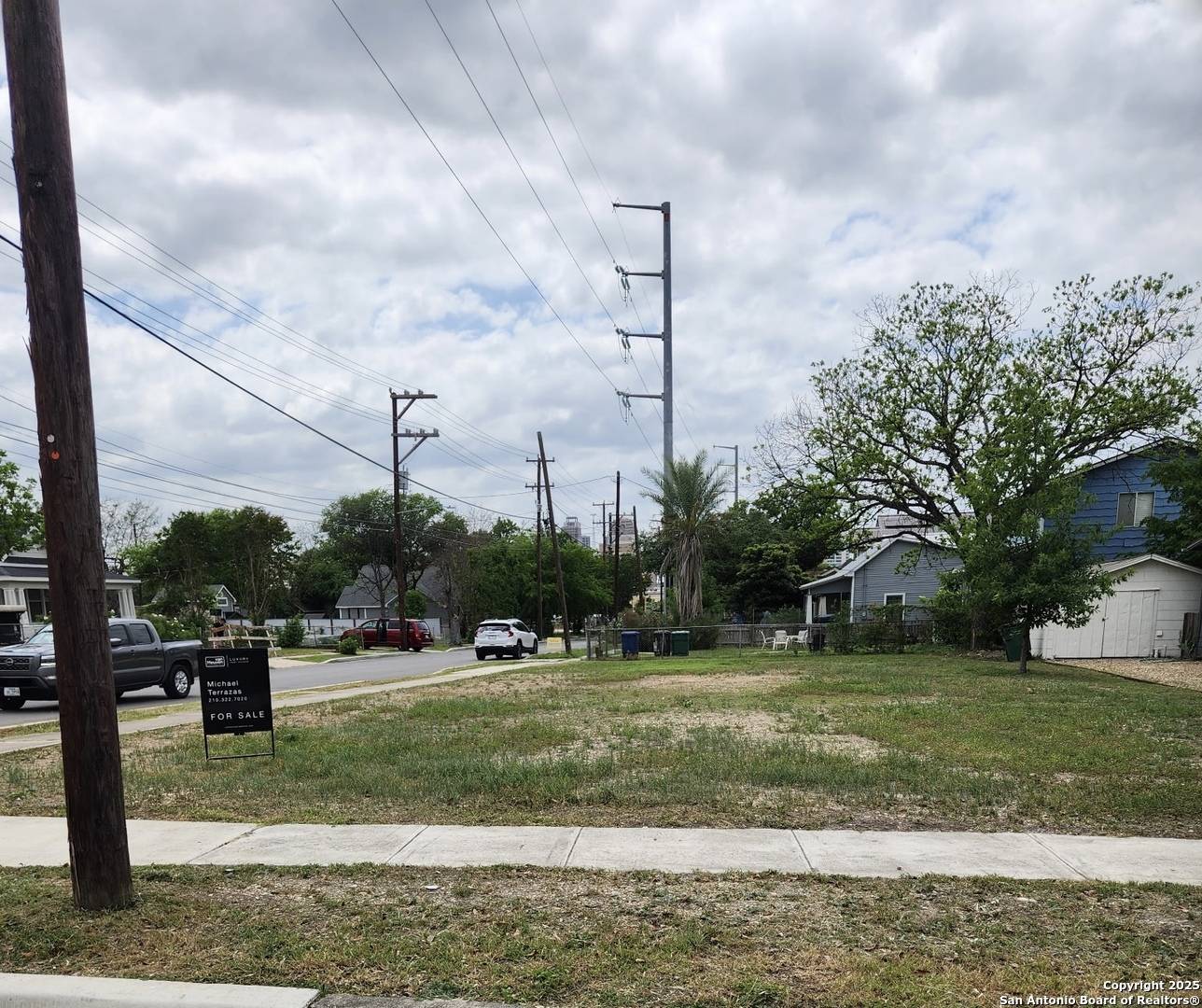 San Antonio, TX 78202,901 Mesquite