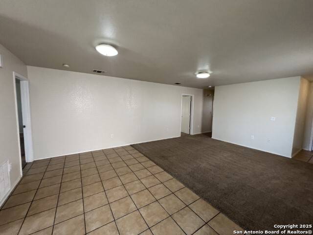 San Antonio, TX 78245,3704 farallon