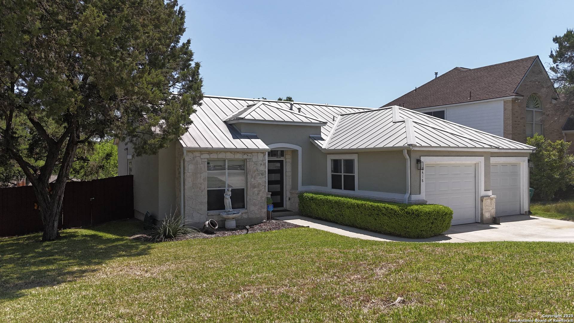 Universal City, TX 78148,8418 Hera