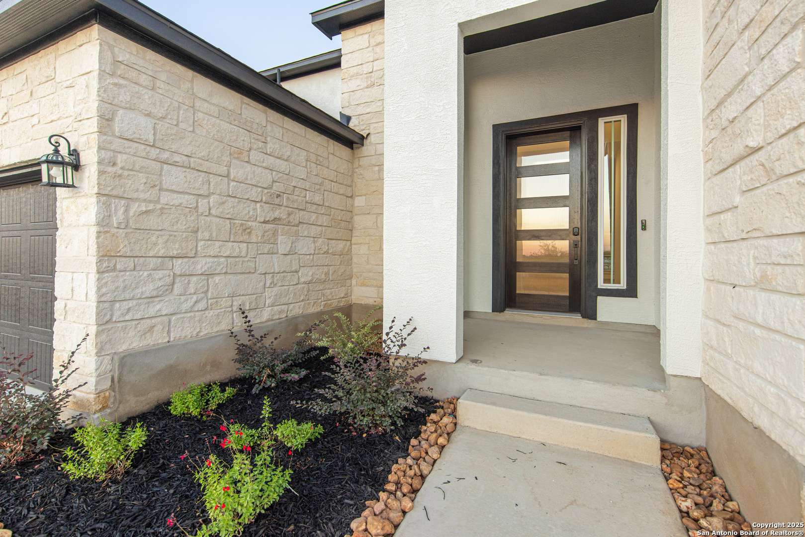 Castroville, TX 78009,103 Highland Park