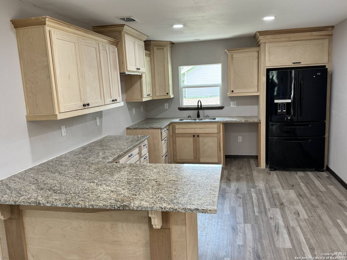 George West, TX 78022,601 Mesquite