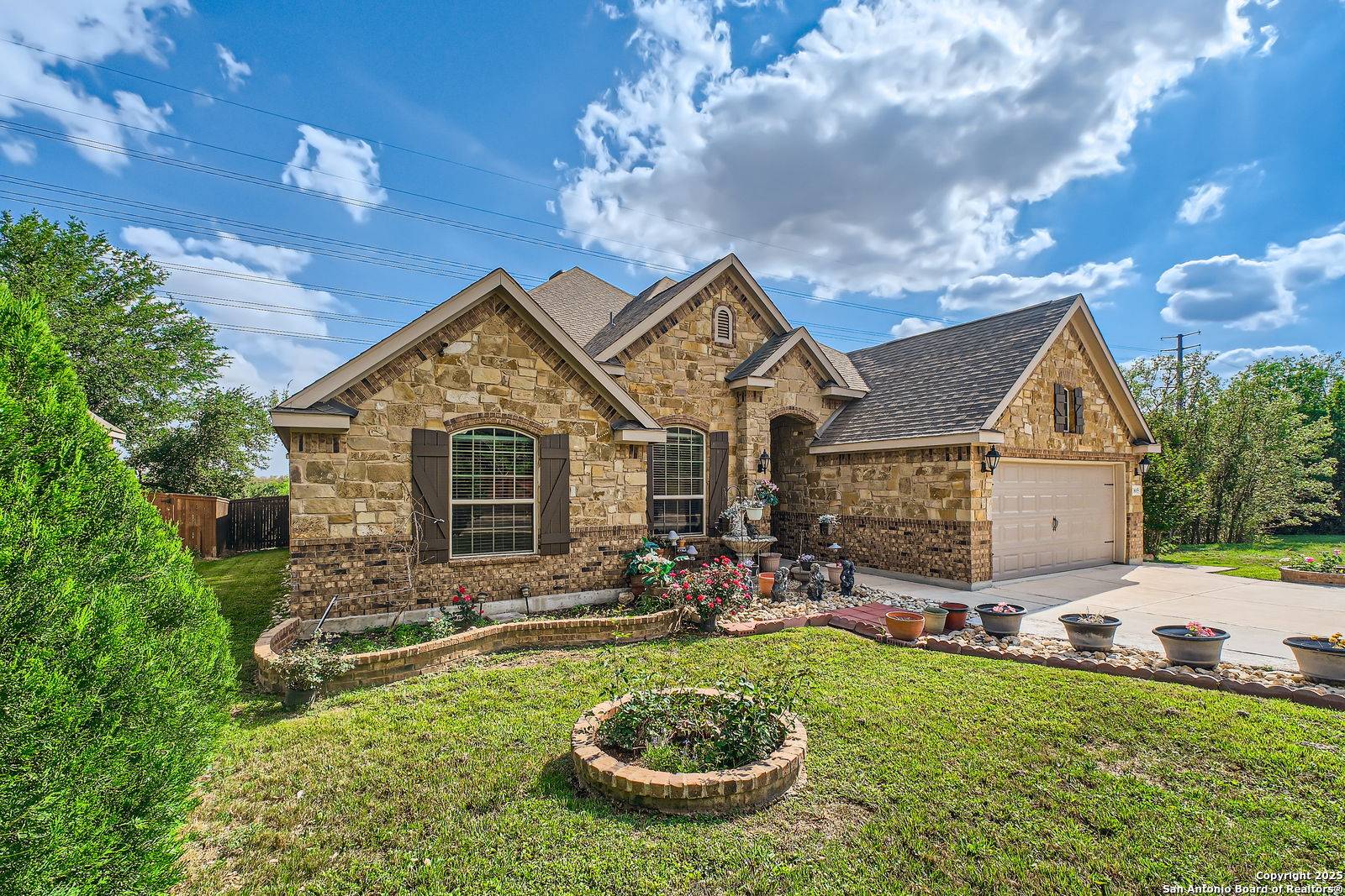 San Antonio, TX 78245,805 Raceland